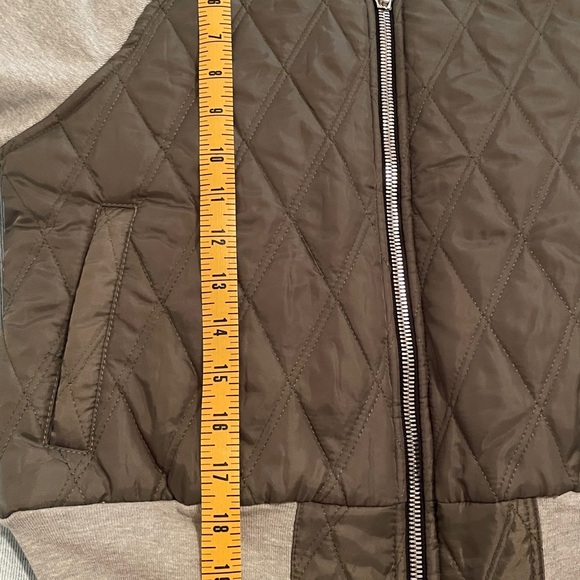 Michael Lauren Quilted Green and Gray Jacket - Picture 8 of 8